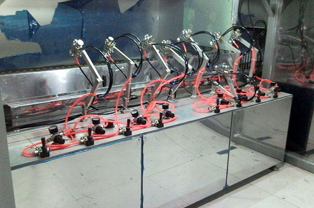 2020032501.jpg 五金噴漆怎么做加工?方式注意事項(xiàng)分享