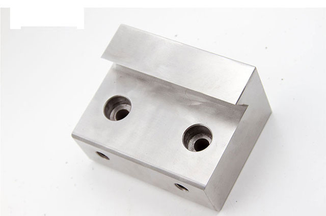 鋁型材外框定制加工的主流市場(chǎng)在哪里？